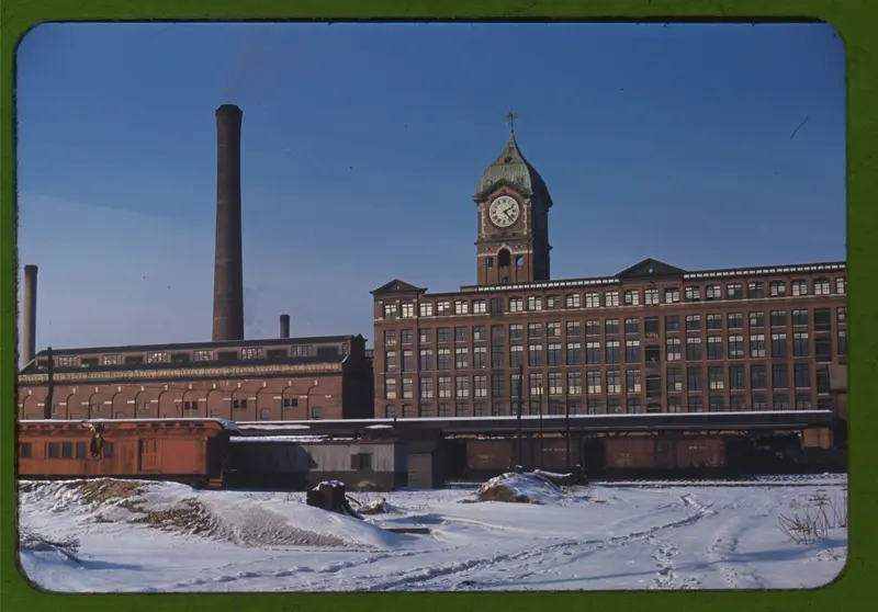 Photograph from Farm Security Administration/Office of War Information Color Photographs