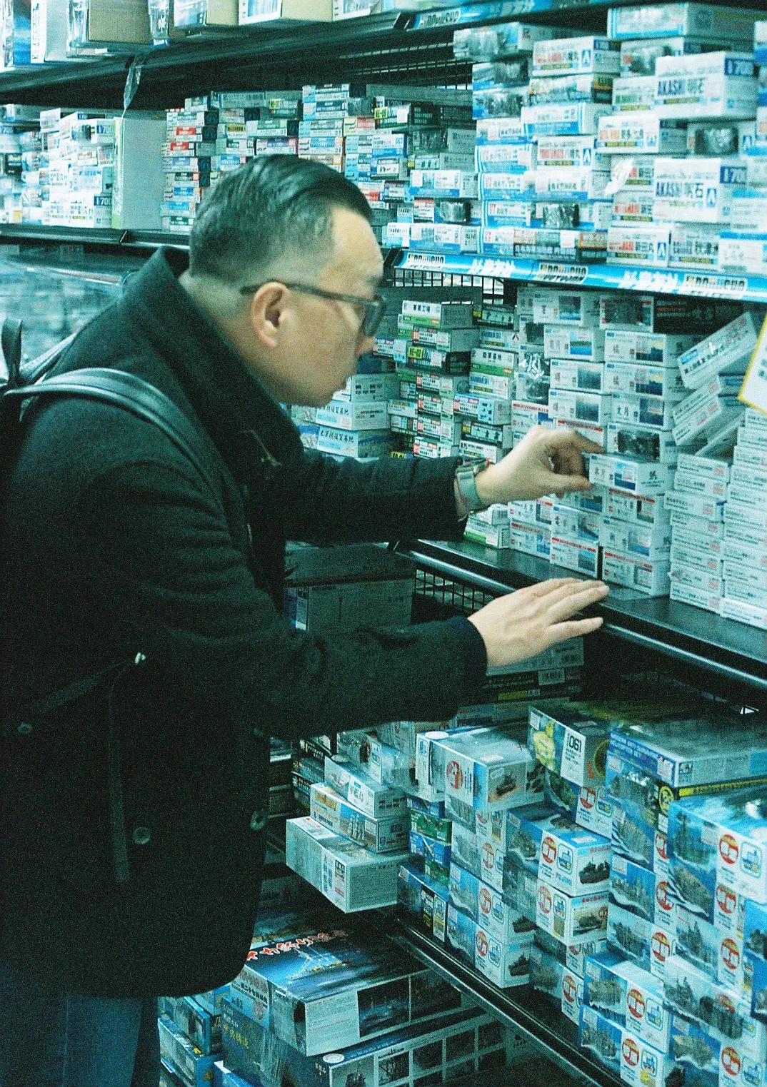 Film photograph shot on Kodak Portra 800 with a Canon AE-1 Program by Zigao Wang