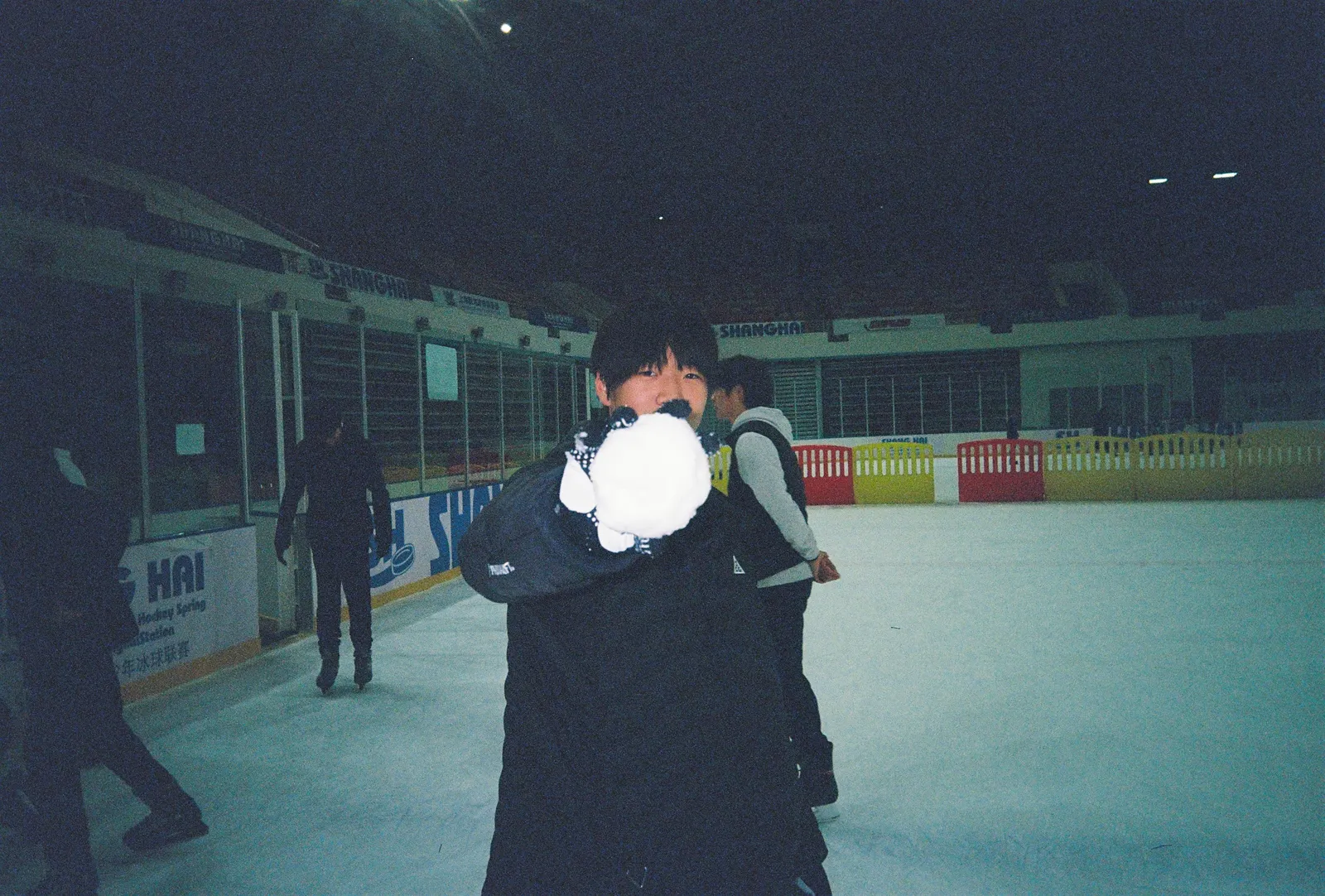 Film photograph shot on Fujifilm 400 with a Kodak Snapic A1 by Zigao Wang