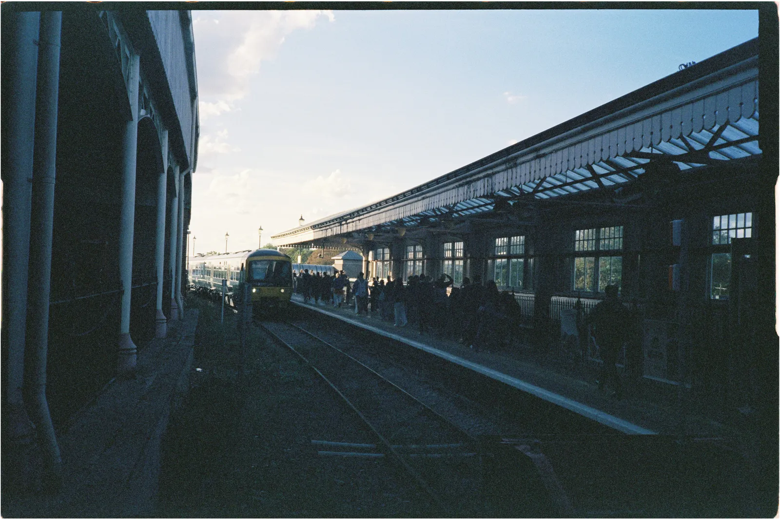 Film photograph shot on Kodak Vision3 500T with a Konica Big Mini BM-201 by Zigao Wang