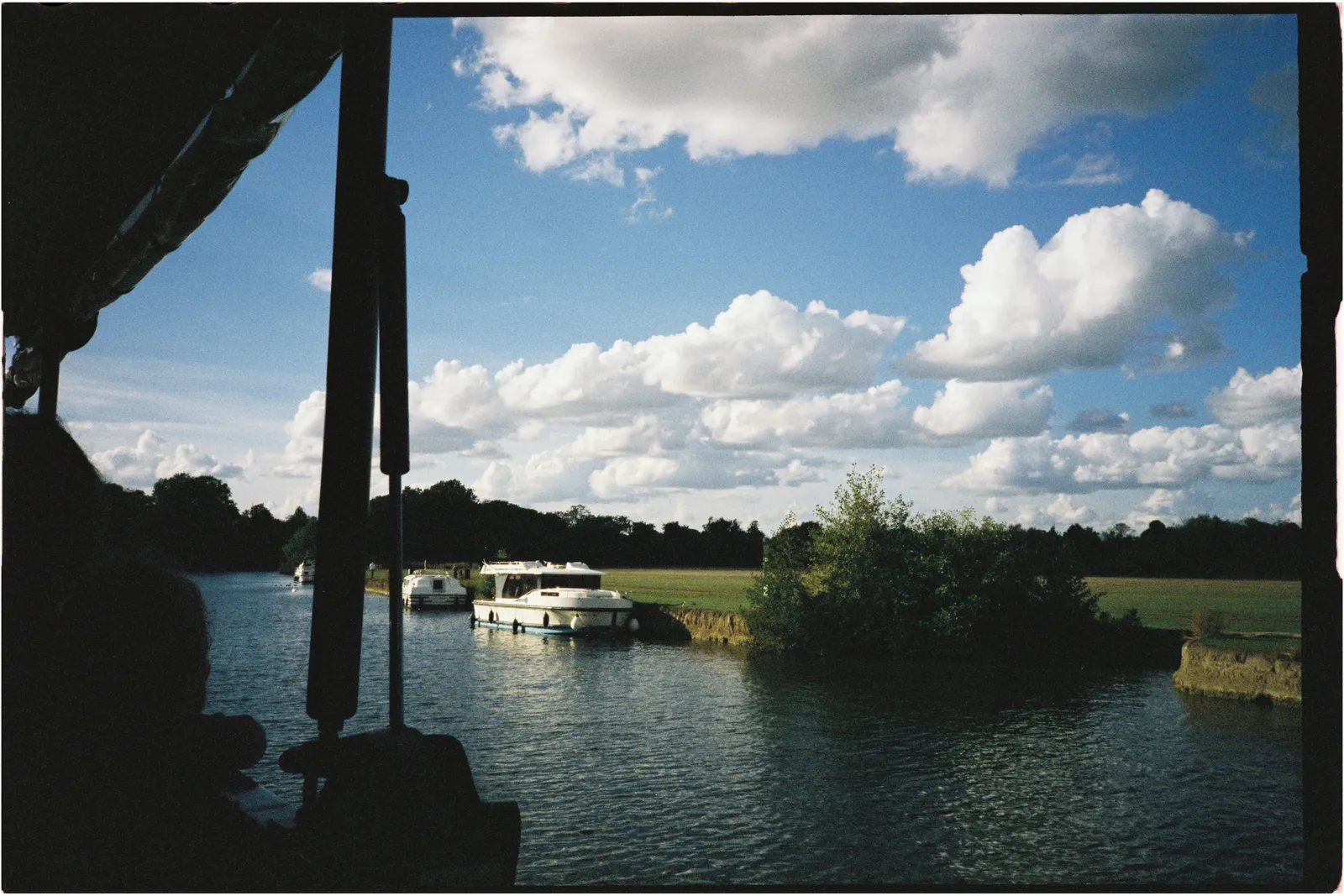 Film photograph shot on Candido 400 with a Konica Big Mini BM-201 by Zigao Wang