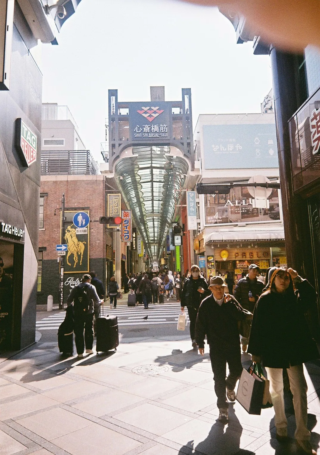 Film photograph shot on Kodak Gold 200 with a Kodak Snapic A1 by Zigao Wang