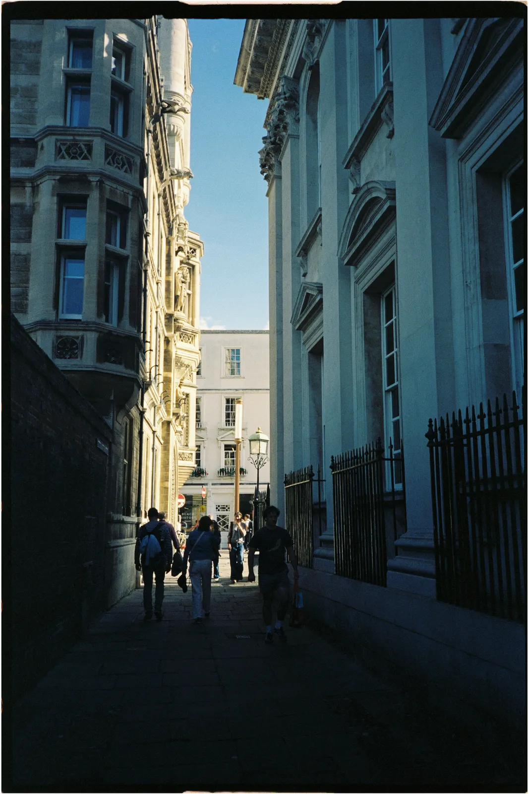 Film photograph shot on Kodak Vision3 500T with a Konica Big Mini BM-201 by Zigao Wang