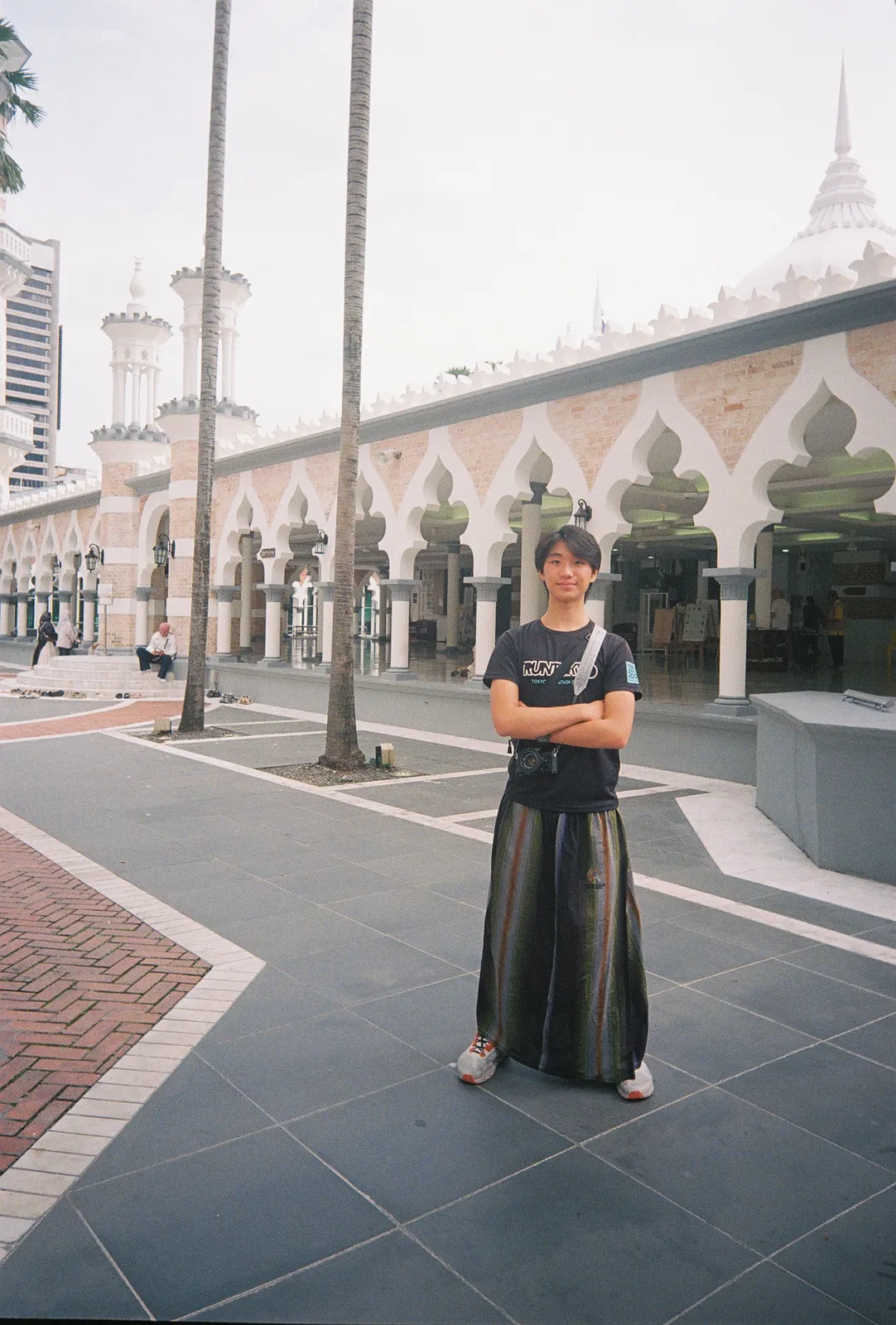 Film photograph shot on Lomography Color Negative 400 with a Kodak Snapic A1 by Zigao Wang