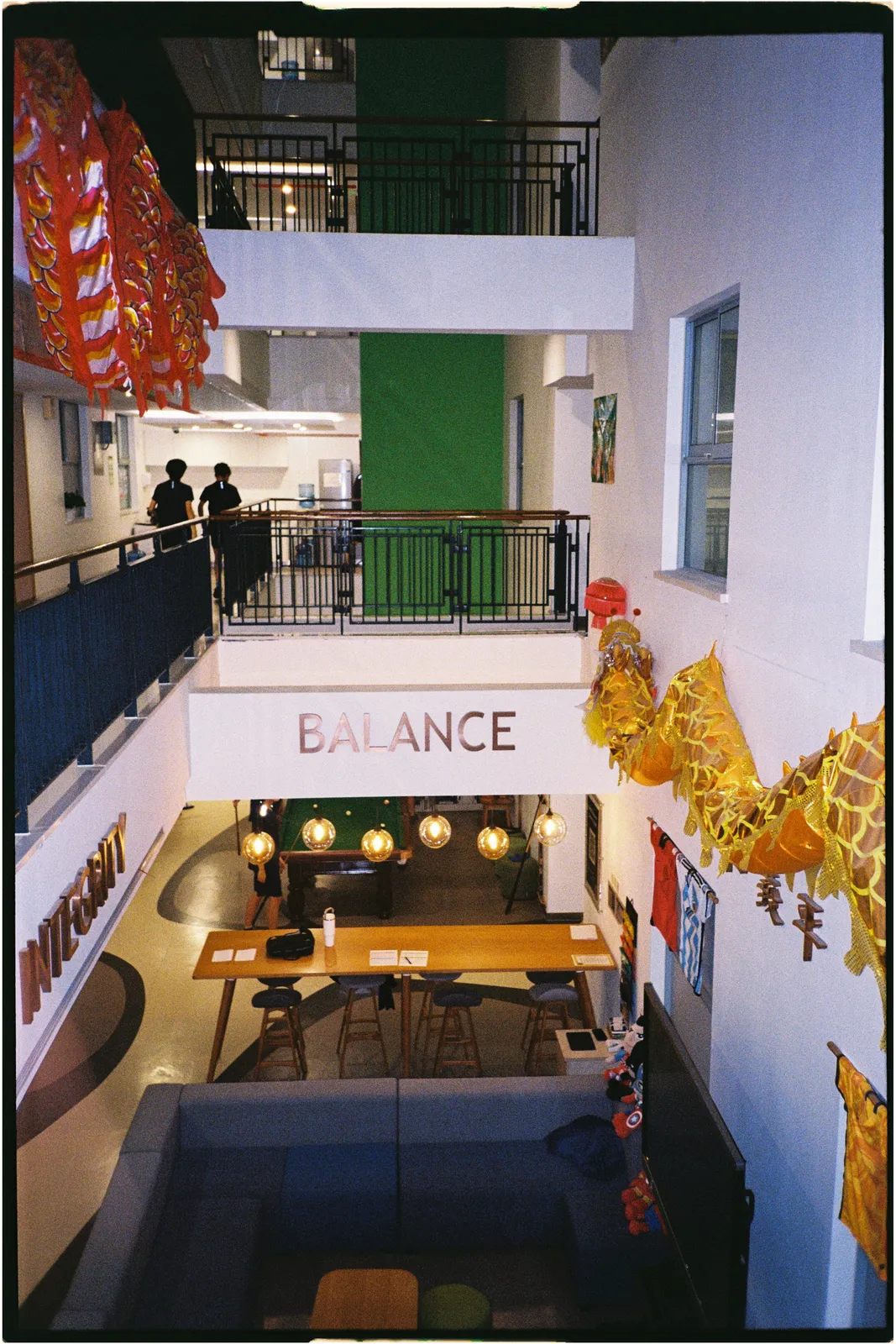 Film photograph shot on Kodak UltraMax 400 with a Konica Big Mini BM-201 by Zigao Wang