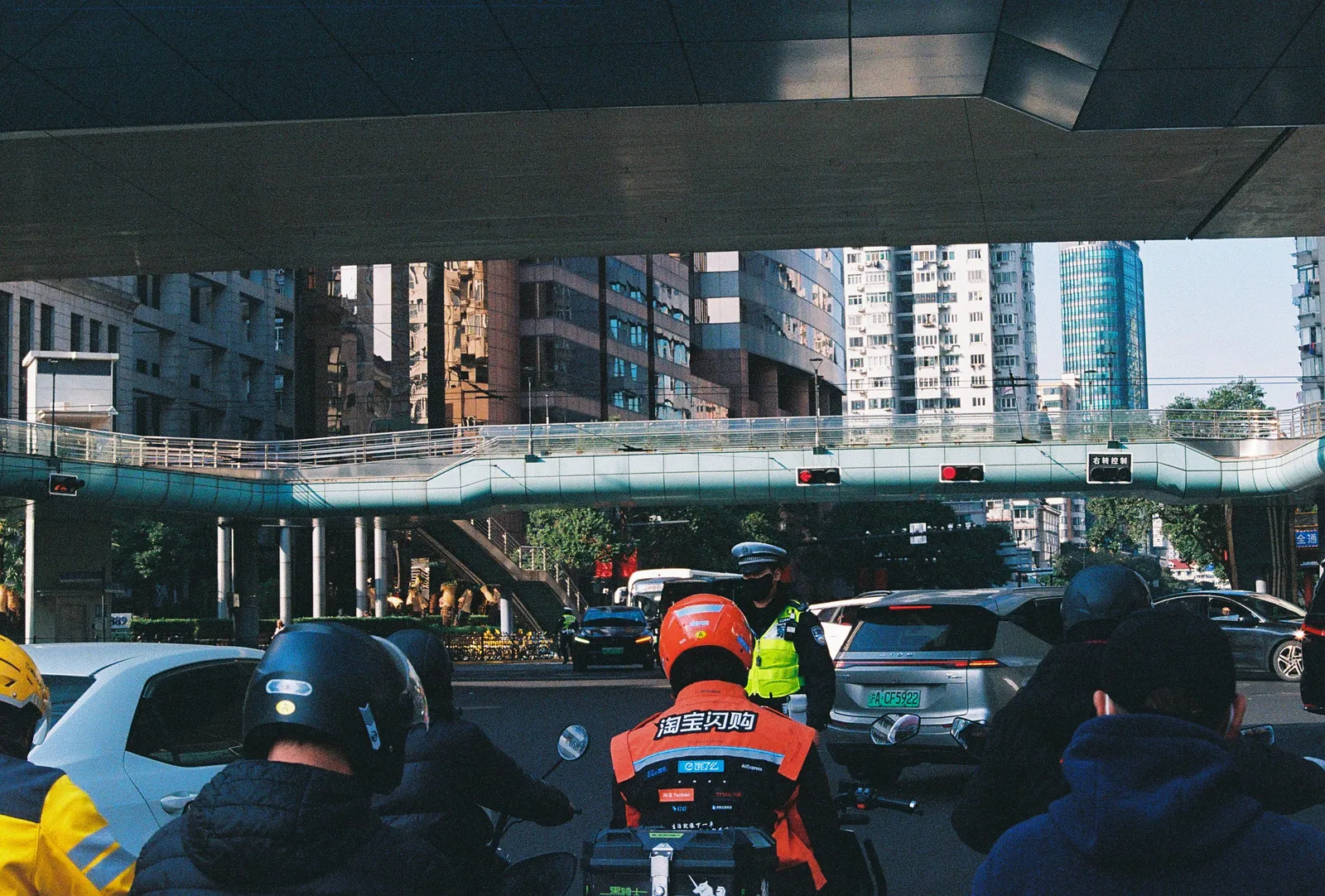 Film photograph shot on Kodak UltraMax 400 with a Canon AE-1 Program by Zigao Wang