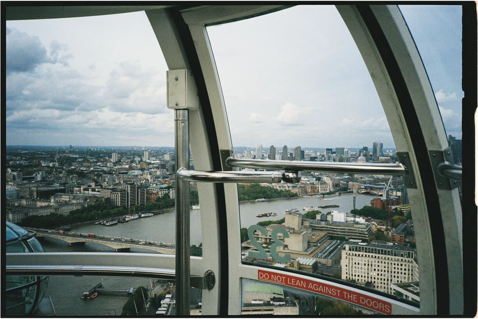 Film photograph shot on Kodak UltraMax 400 with a Konica Big Mini BM-201 by Zigao Wang