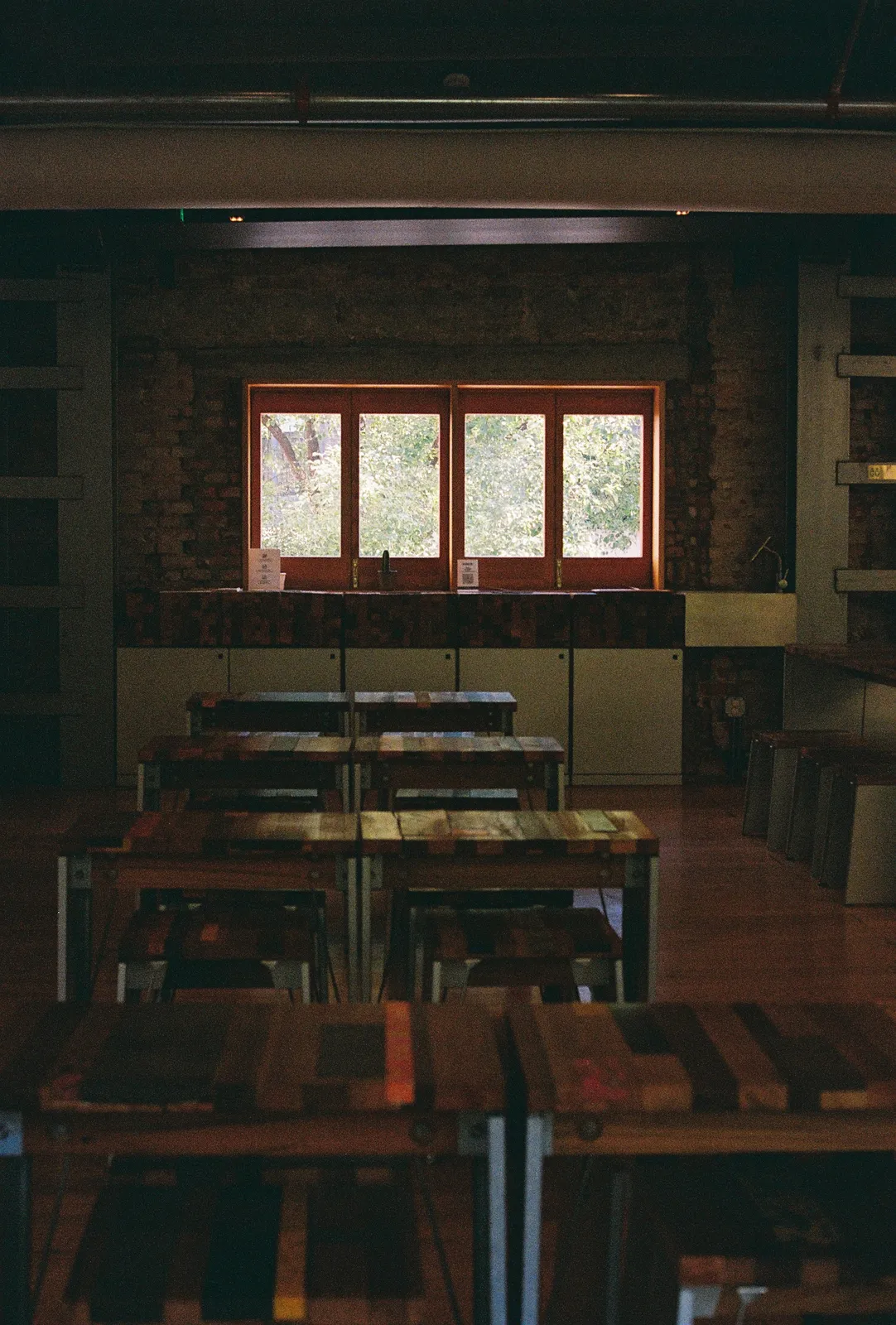 Film photograph shot on Fujifilm 400 with a Canon AE-1 Program by Zigao Wang