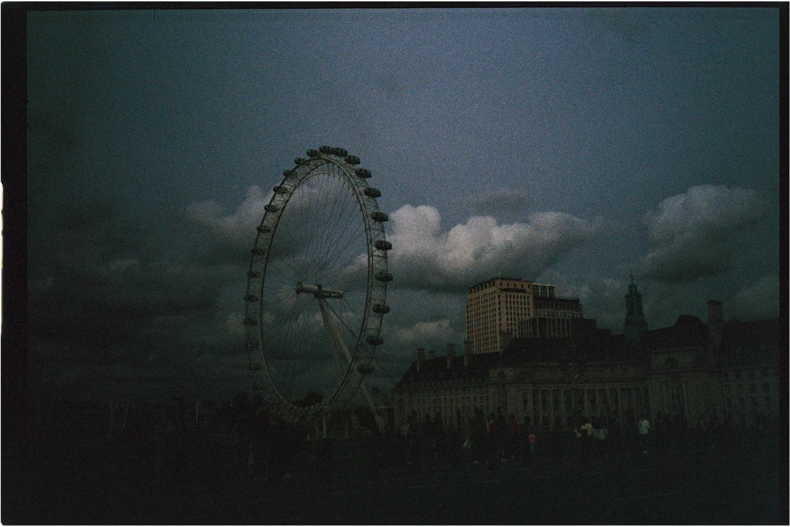 Film photograph shot on Kodak UltraMax 400 with a Konica Big Mini BM-201 by Zigao Wang
