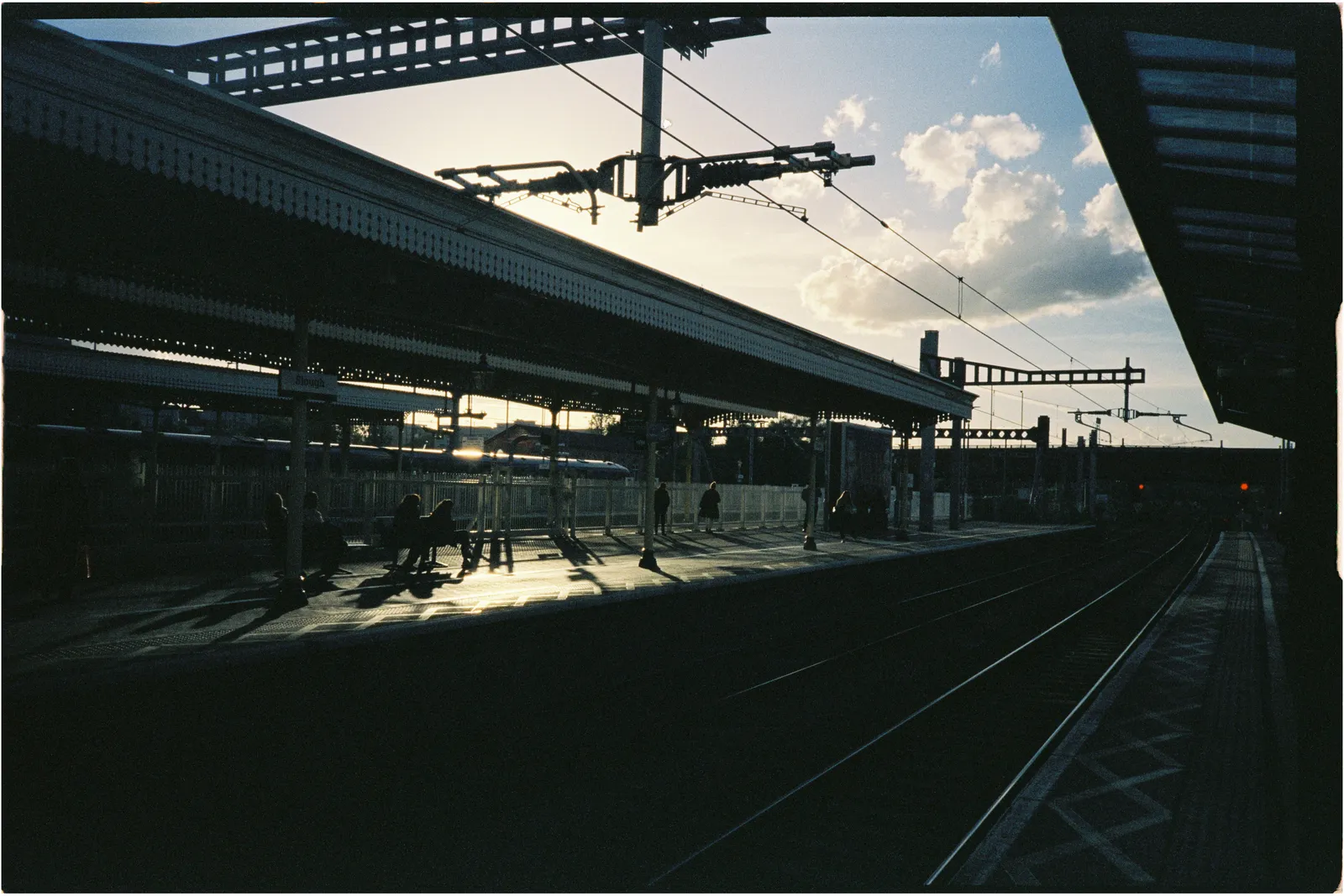Film photograph shot on Kodak Vision3 500T with a Konica Big Mini BM-201 by Zigao Wang