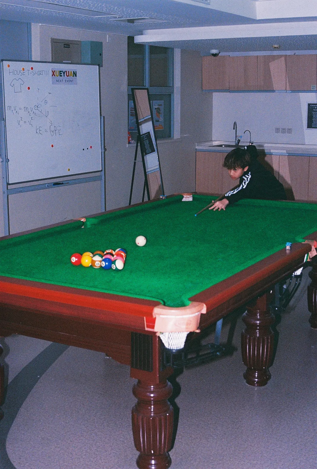 Film photograph shot on Fujifilm 400 with a Canon AE-1 Program by Zigao Wang