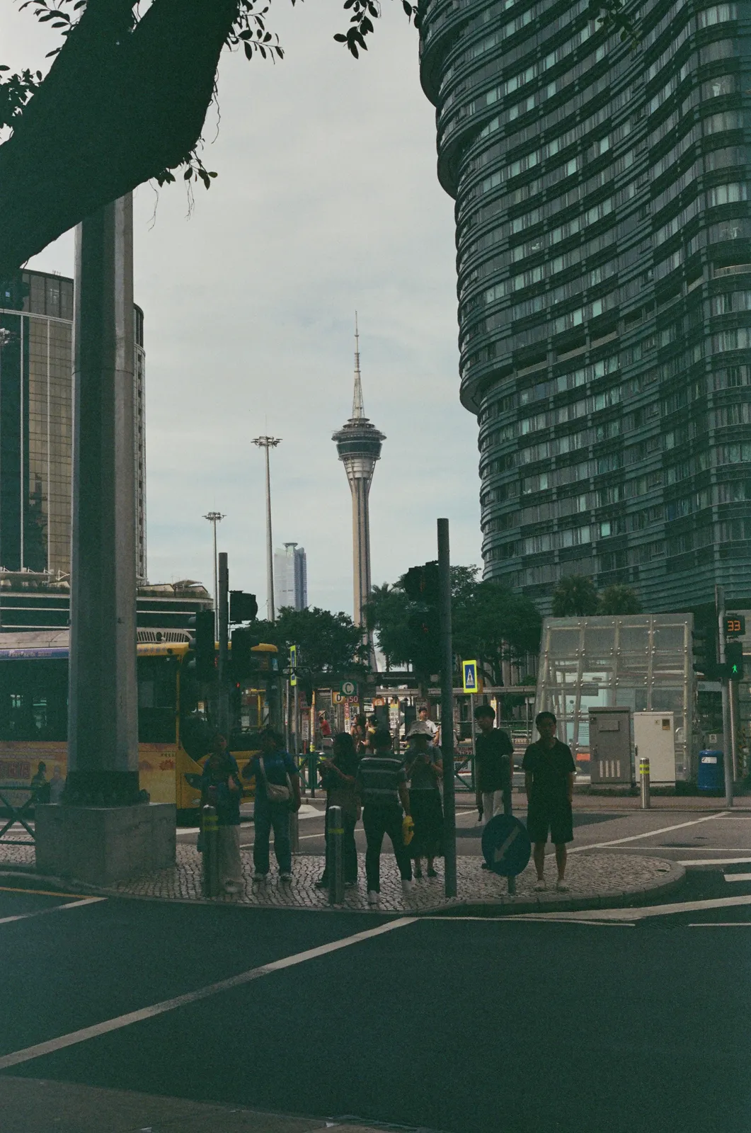 Film photograph shot on Kodak Vision3 250D with a Canon AE-1 Program by Zigao Wang