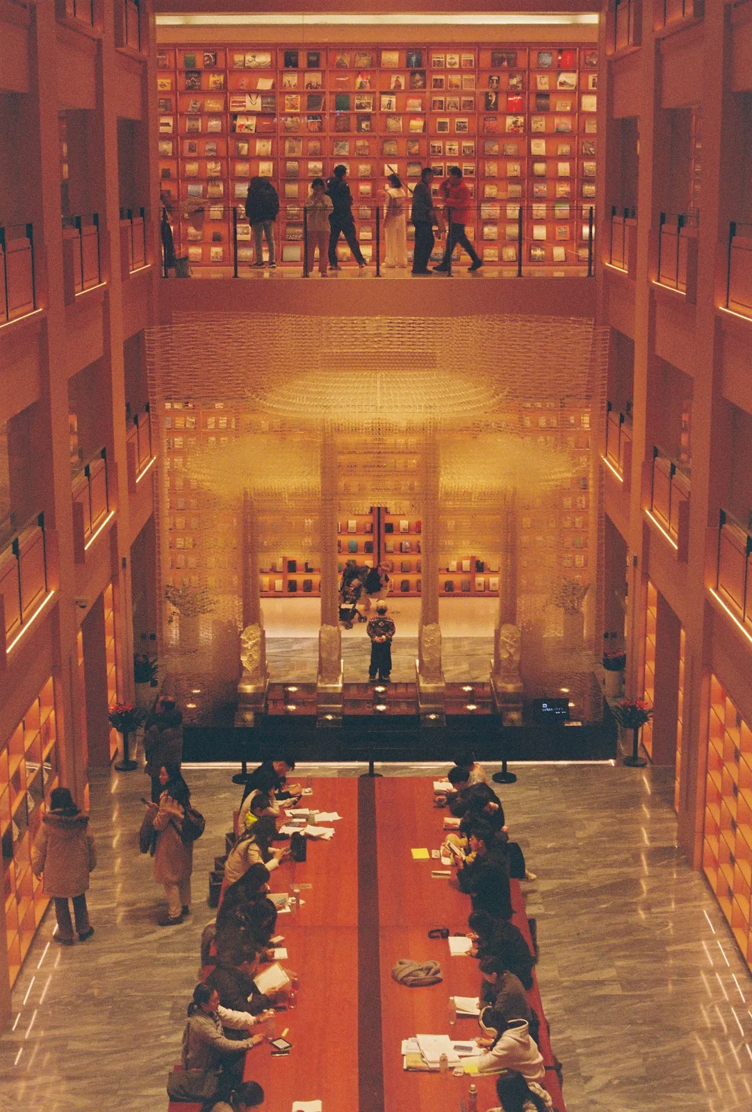 Film photograph shot on Fujifilm 400 with a Canon AE-1 Program by Zigao Wang