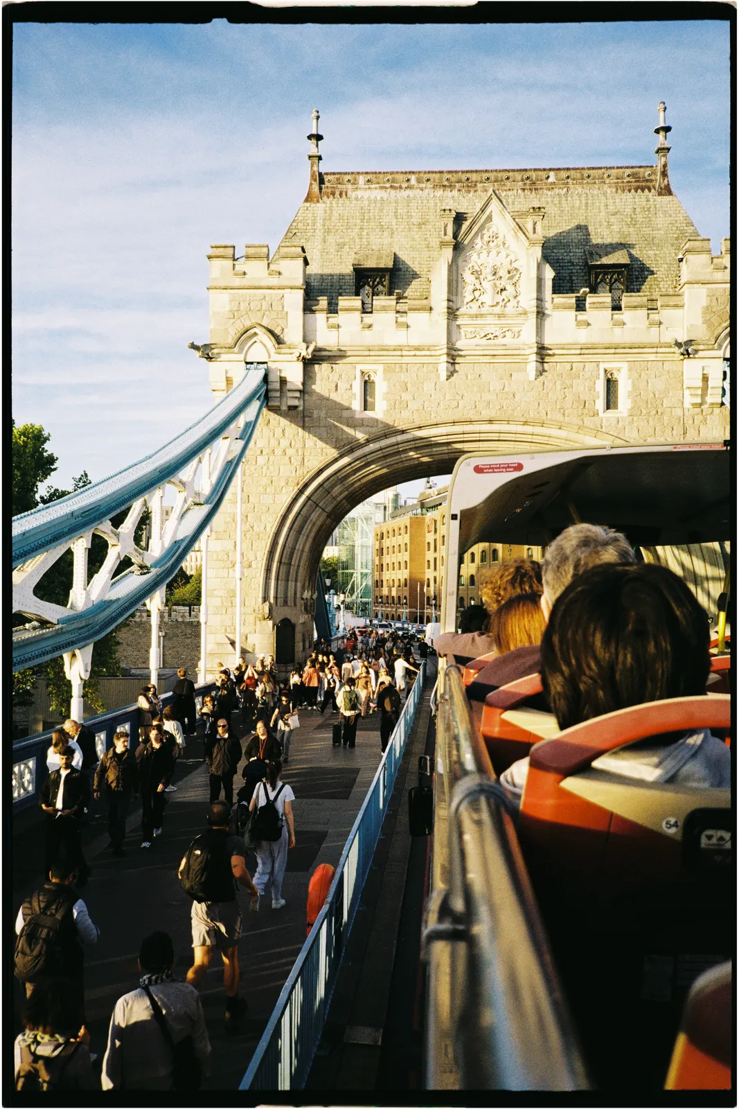 Film photograph shot on Kodak Gold 200 with a Konica Big Mini BM-201 by Zigao Wang