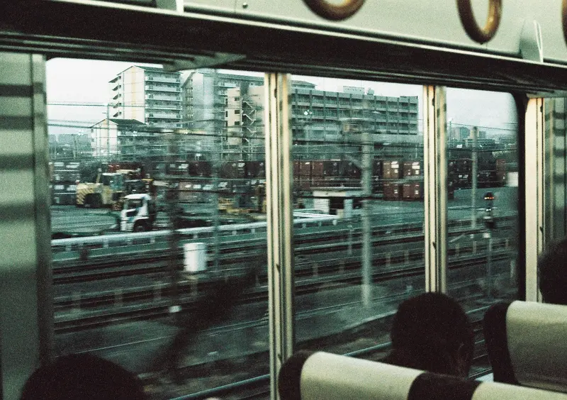 Film photograph shot on Ilford Ilfocolor 400 Plus Vintage Tone with a Canon AE-1 Program by Zigao Wang
