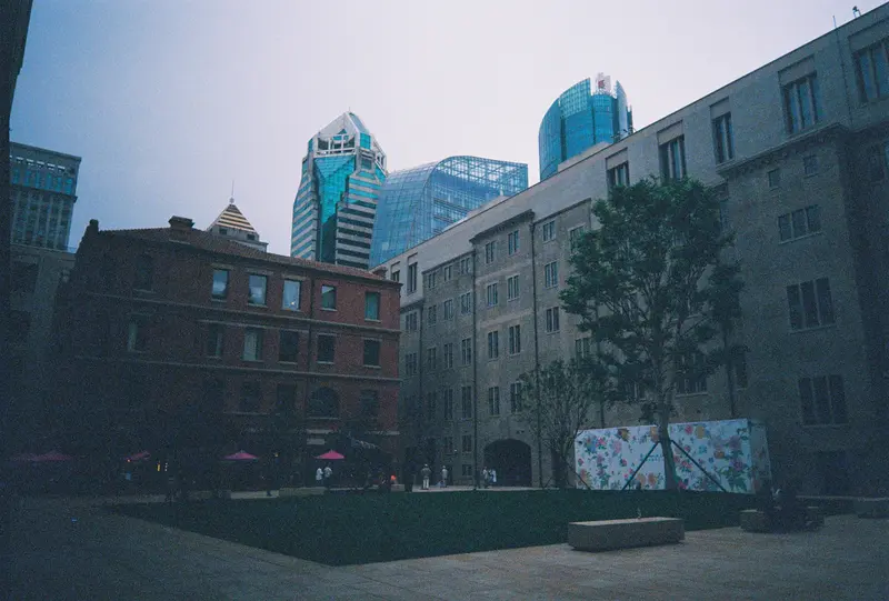 Film photograph from the roll Lomography Color Negative 400 · Kodak Snapic A1