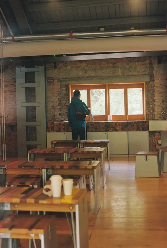 Film photograph shot on Kodak UltraMax 400 with a Canon AE-1 Program by Zigao Wang