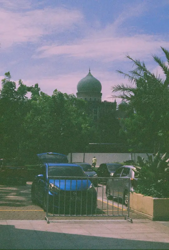 Film photograph from the roll Harman Phoenix II 200 · Canon AE-1 Program